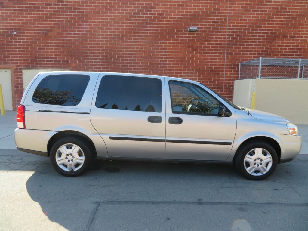 2008 Chevrolet Uplander LS Extended FWD for sale in Bellflower, CA – photo 5