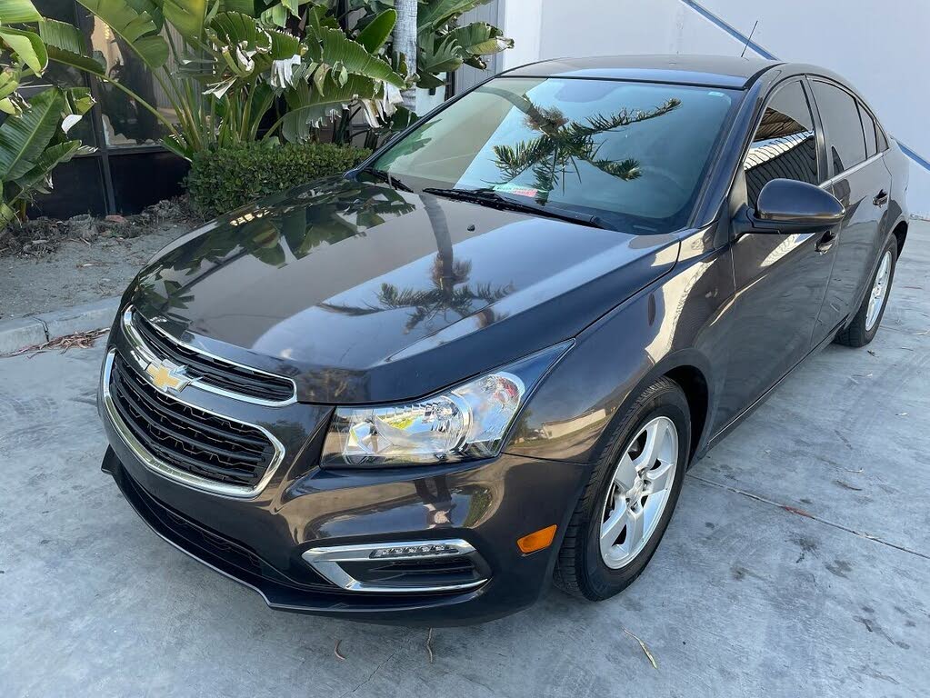 2015 Chevrolet Cruze 1LT Sedan FWD for sale in Santa Ana, CA