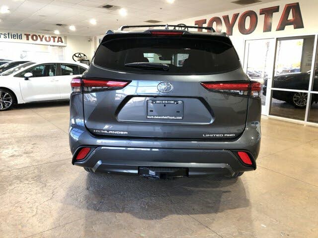 2023 Toyota Highlander Limited AWD for sale in Bakersfield, CA – photo 2