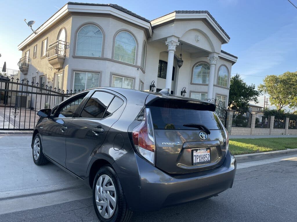 2015 Toyota Prius c Three for sale in La Puente, CA – photo 2