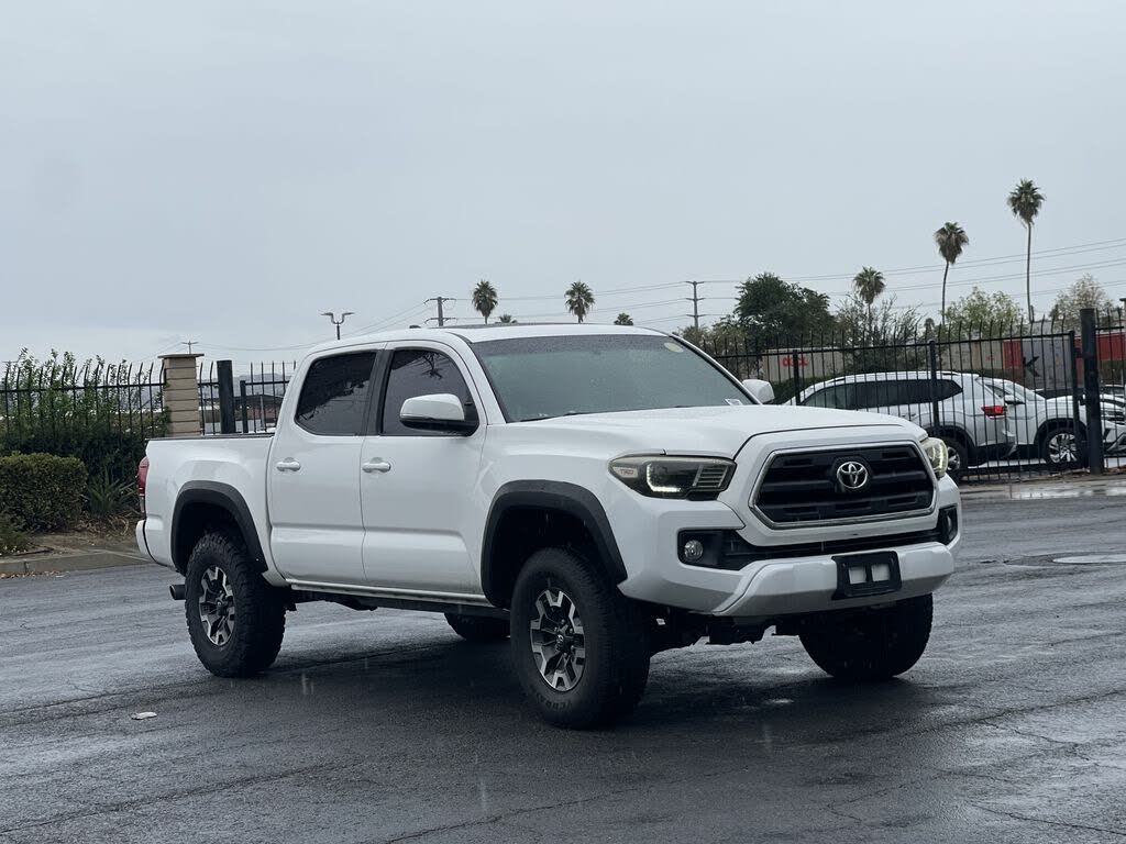 2017 Toyota Tacoma TRD Sport V6 Double Cab RWD for sale in Riverside, CA – photo 24