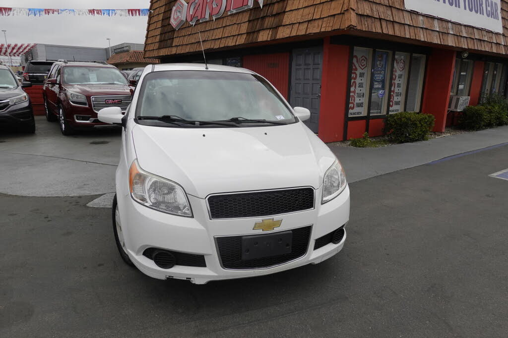 2009 Chevrolet Aveo 5 LT Hatchback FWD for sale in Huntington Beach, CA – photo 3