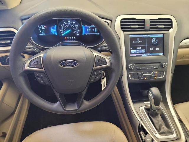 2016 Ford Fusion SE for sale in Montclair, CA – photo 22