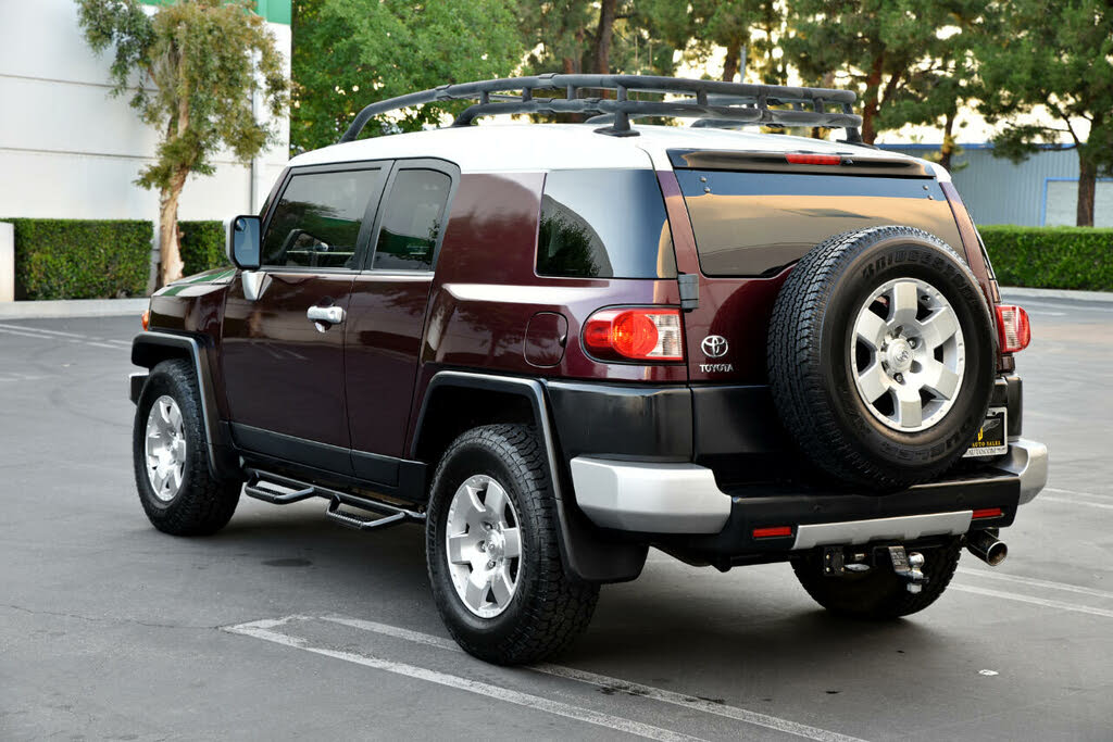 2007 Toyota FJ Cruiser 2WD for sale in Montclair, CA – photo 3