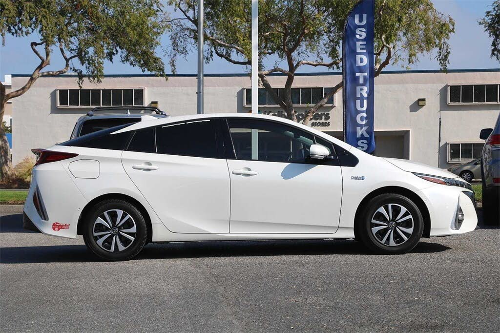 2017 Toyota Prius Prime Advanced for sale in Palo Alto, CA – photo 4
