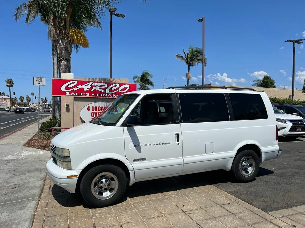 2001 Chevrolet Astro LS Extended RWD for sale in Poway, CA – photo 2