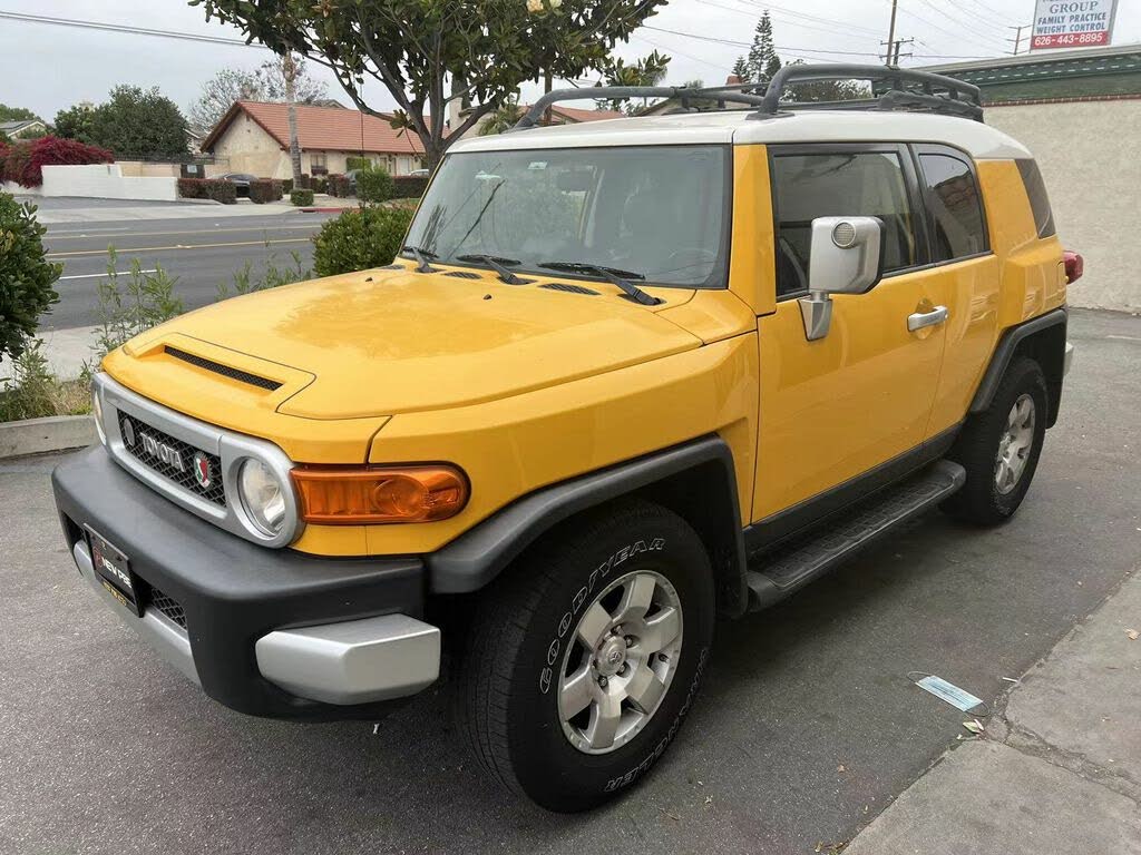 2008 Toyota FJ Cruiser 2WD for sale in El Monte, CA – photo 4