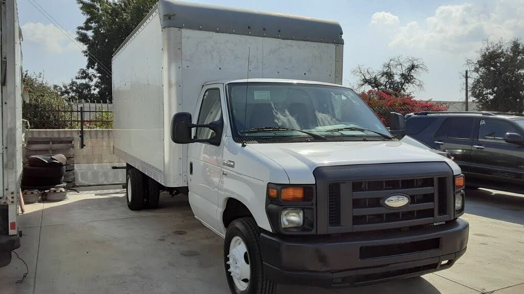 2014 Ford E-Series Chassis E-350 Super Duty 176 Cutaway DRW RWD for sale in Pomona, CA – photo 3