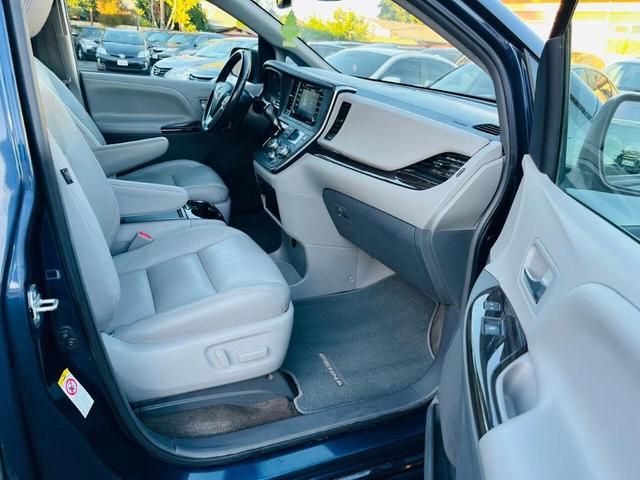 2018 Toyota Sienna XLE Premium for sale in San Jose, CA – photo 25