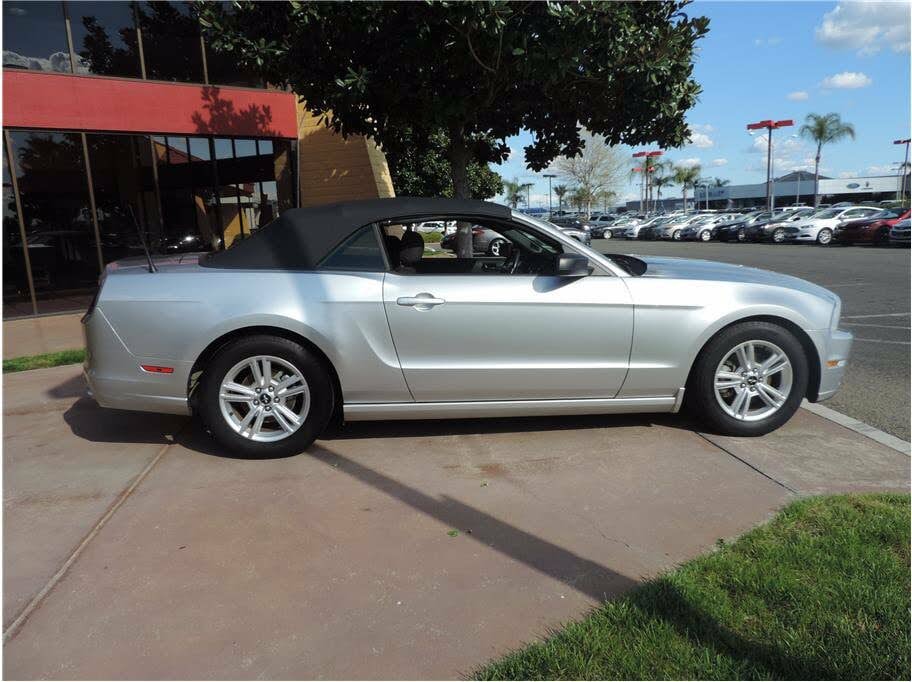 2014 Ford Mustang V6 Convertible RWD for sale in Stockton, CA – photo 2