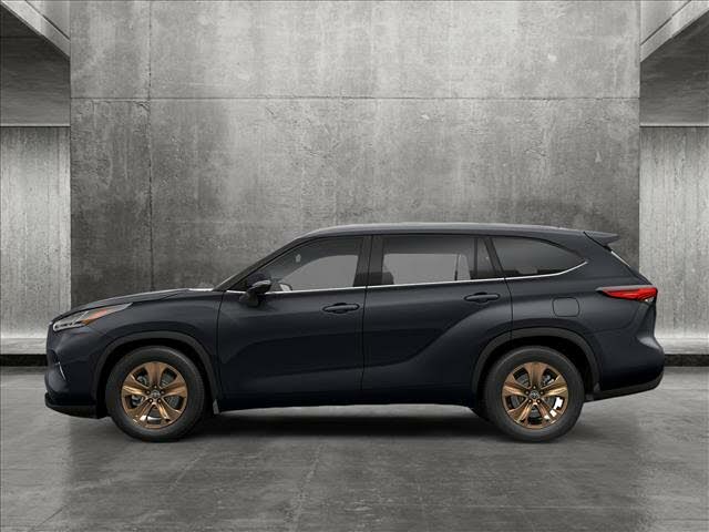 2023 Toyota Highlander Hybrid Bronze Edition FWD for sale in Cerritos, CA – photo 2