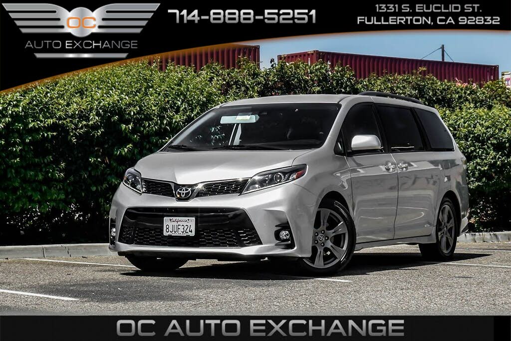 2019 Toyota Sienna SE 8-Passenger FWD for sale in Fullerton, CA