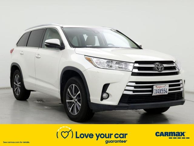 2017 Toyota Highlander XLE for sale in Oxnard, CA