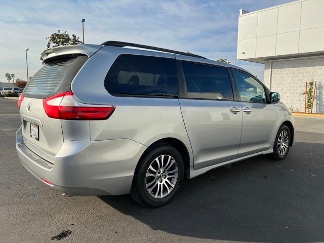 2019 Toyota Sienna XLE for sale in Fresno, CA – photo 9