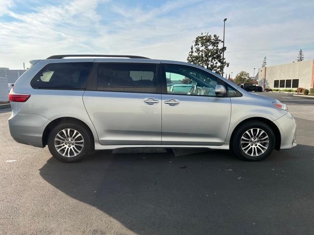 2019 Toyota Sienna XLE for sale in Fresno, CA – photo 10