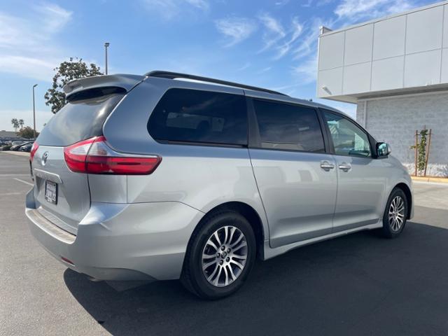 2019 Toyota Sienna XLE 8-Passenger FWD for sale in Fresno, CA – photo 9