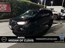 2017 Ford Escape SE FWD for sale in Clovis, CA