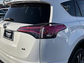 2018 Toyota RAV4 LE for sale in Colton, CA – photo 7