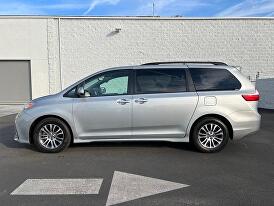 2019 Toyota Sienna XLE for sale in Fresno, CA – photo 2