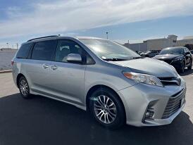 2019 Toyota Sienna XLE 8-Passenger FWD for sale in Fresno, CA – photo 11