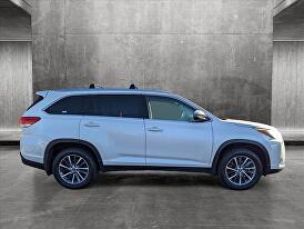 2019 Toyota Highlander XLE for sale in Vista, CA – photo 4