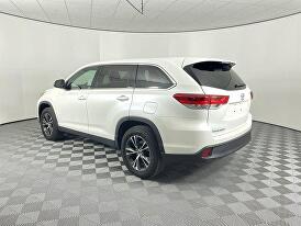 2019 Toyota Highlander LE for sale in Roseville, CA – photo 6