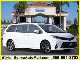 2019 Toyota Sienna SE Premium for sale in Selma, CA