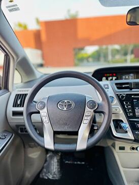 2016 Toyota Prius v Three FWD for sale in Costa Mesa, CA – photo 10