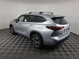 2022 Toyota Highlander XLE AWD for sale in Selma, CA – photo 4