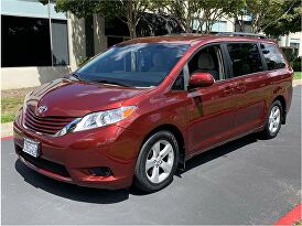 2015 Toyota Sienna LE Mobility 7-Passenger for sale in Concord, CA – photo 2