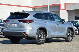 2022 Toyota Highlander Hybrid XLE for sale in Roseville, CA – photo 3