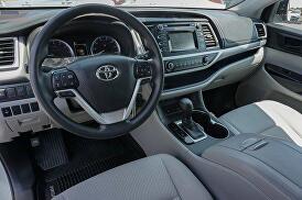 2018 Toyota Highlander LE for sale in Sacramento, CA – photo 10