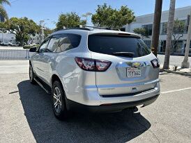 2017 Chevrolet Traverse 2LT FWD for sale in Santa Monica, CA – photo 38