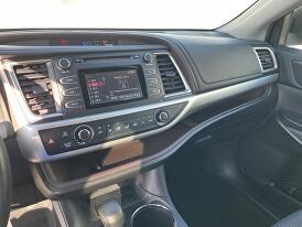 2019 Toyota Highlander LE for sale in Fresno, CA – photo 37