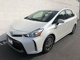 2017 Toyota Prius v Three FWD for sale in Torrance, CA – photo 3