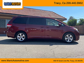 2013 Toyota Sienna LE 8-Passenger for sale in Tracy, CA – photo 2