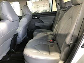 2023 Toyota Highlander XLE FWD for sale in Bakersfield, CA – photo 23