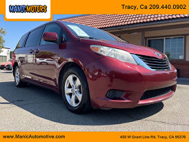 2013 Toyota Sienna LE 8-Passenger for sale in Tracy, CA