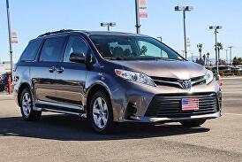 2019 Toyota Sienna LE for sale in Fontana, CA – photo 3