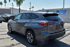 2020 Toyota Highlander XLE for sale in Merced, CA – photo 5