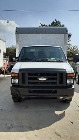 2014 Ford E-Series Chassis E-350 Super Duty 176 Cutaway DRW RWD for sale in Pomona, CA – photo 2