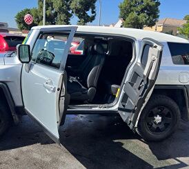 2007 Toyota FJ Cruiser 2WD for sale in Long Beach, CA – photo 9