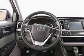 2017 Toyota Highlander Limited for sale in Sacramento, CA – photo 18