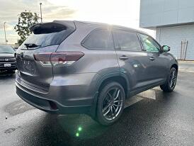 2019 Toyota Highlander XLE for sale in Fresno, CA – photo 9