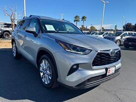 2020 Toyota Highlander Limited for sale in Victorville, CA – photo 3