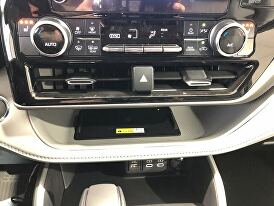 2023 Toyota Highlander XLE FWD for sale in Bakersfield, CA – photo 19