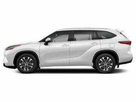 2023 Toyota Highlander Hybrid XLE FWD for sale in Riverside, CA – photo 2