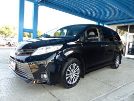 2018 Toyota Sienna XLE 7-Passenger FWD with Auto-Access Seat for sale in Anaheim, CA – photo 7