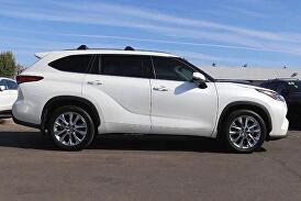 2020 Toyota Highlander Limited for sale in Clovis, CA – photo 4