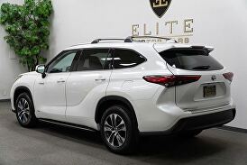 2020 Toyota Highlander Hybrid XLE AWD for sale in Concord, CA – photo 3
